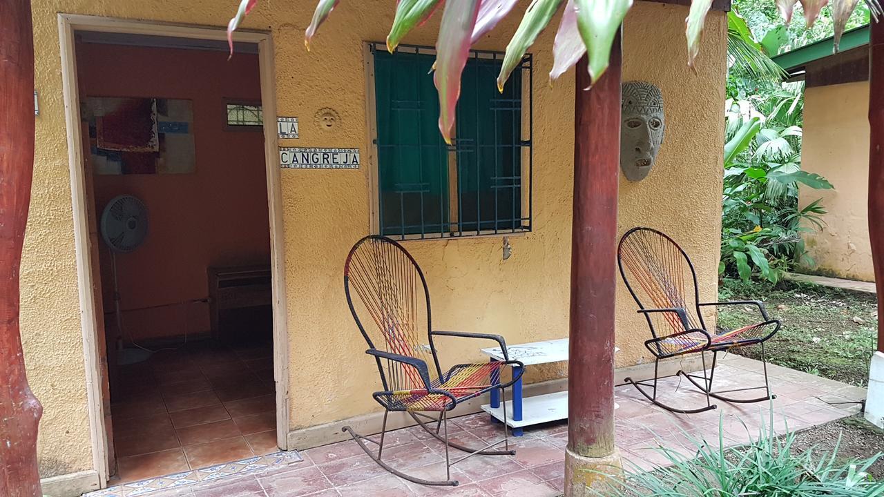 Mi Casa Hostel Y Hotel El Tesoro Puerto Viejo de Talamanca Ngoại thất bức ảnh